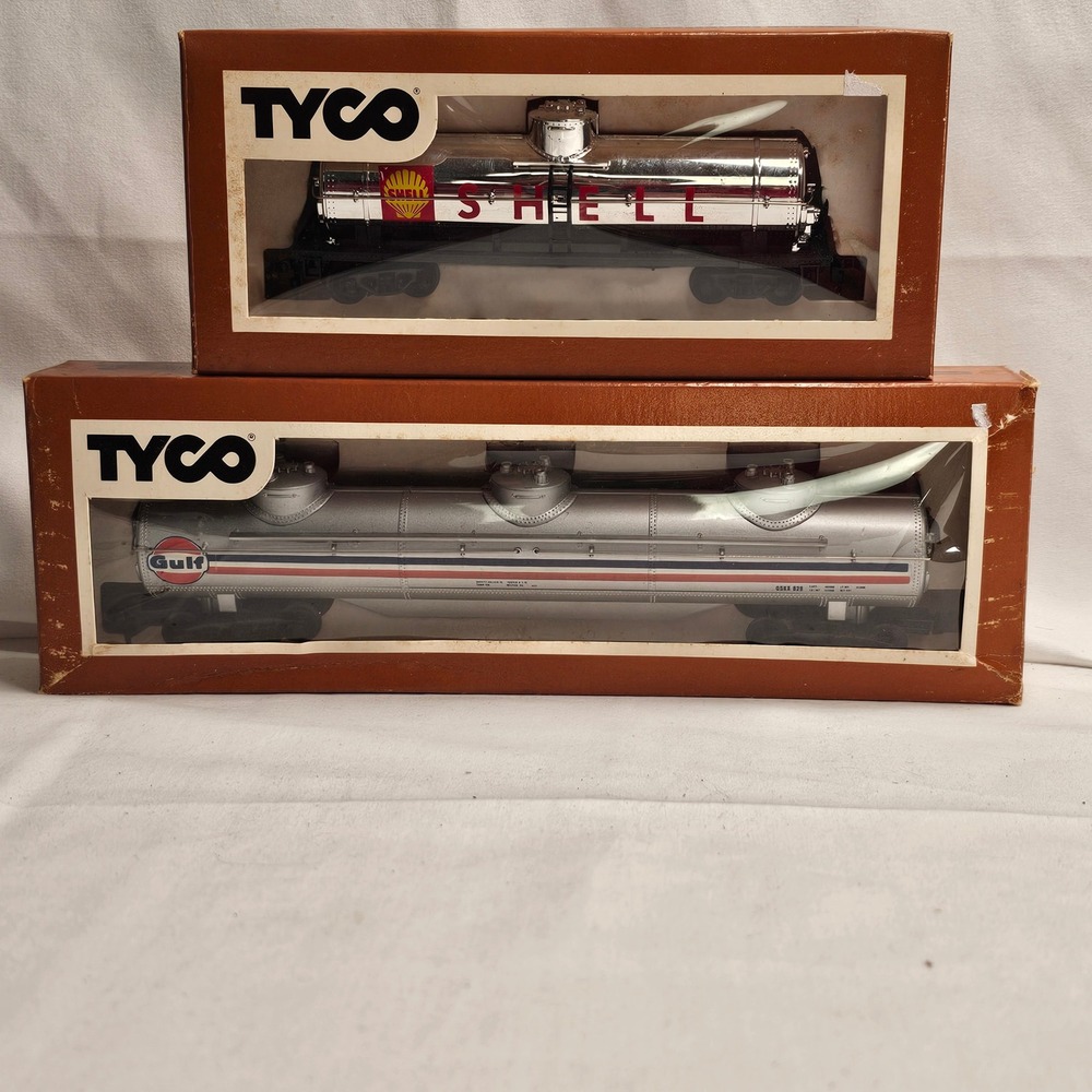 TYCO HO Scale Train Tank Car Lot Shell 367C Gulf 357B Vintage Original Boxes